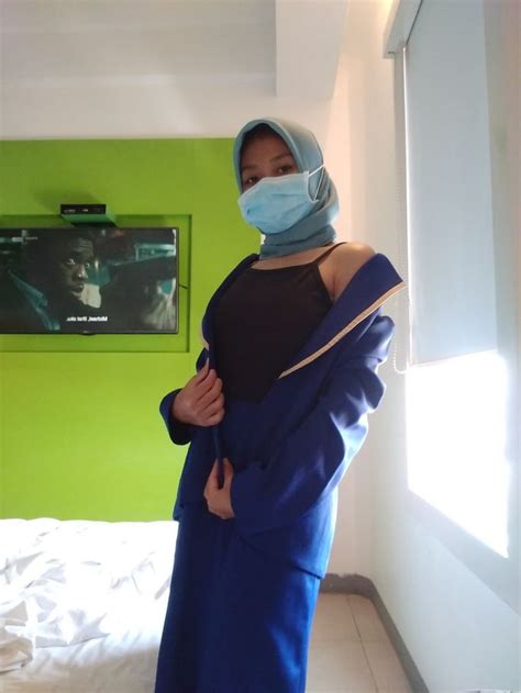 Ukhty Hijab Ngewe Porn Videos .